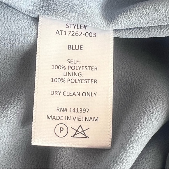 ASTR the Label Bubble Sleeve Gauze Top in Blue Size Medium - Picture 7 of 8